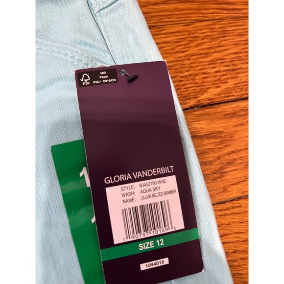 GLORIA VANDERBILT Lillian Skimmer Belted Capri Pants Size 12 Aqua Sky Blue NWT - Picture 3 of 8